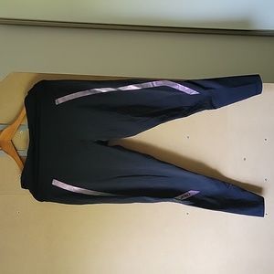 2XU Women's reflective compression tights. XXL